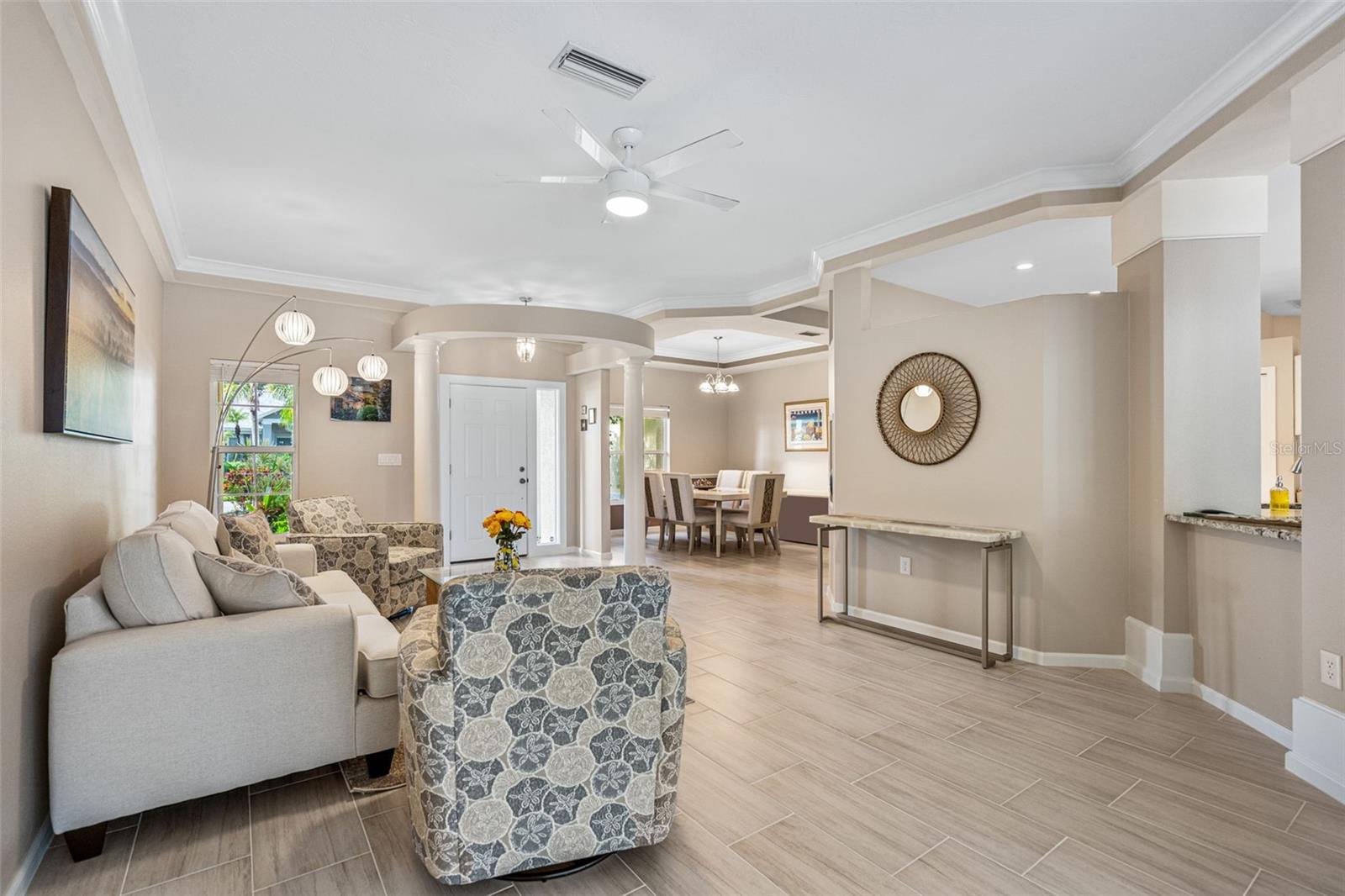BAY OAKS ESTATES - Residential Lease
