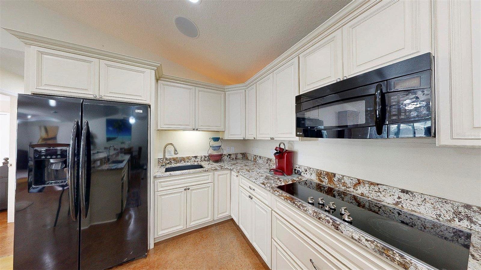 ARROWHEAD ESTATES - Residential