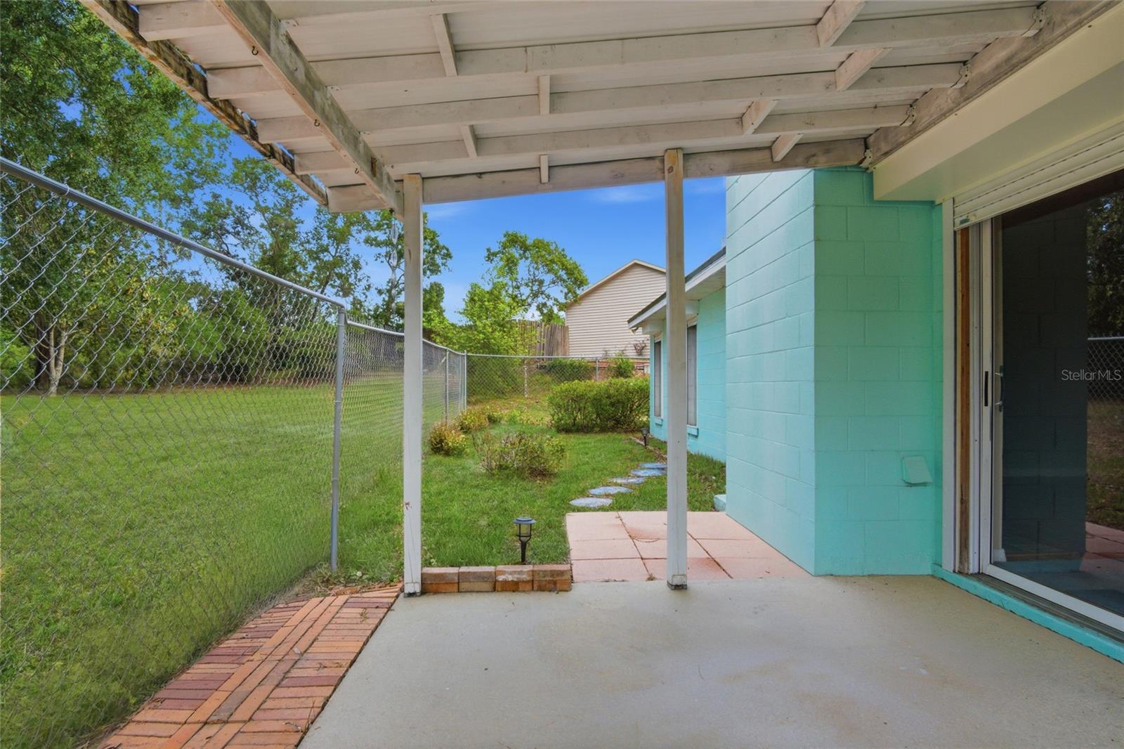 DELTON LAKES UN 04 - Residential