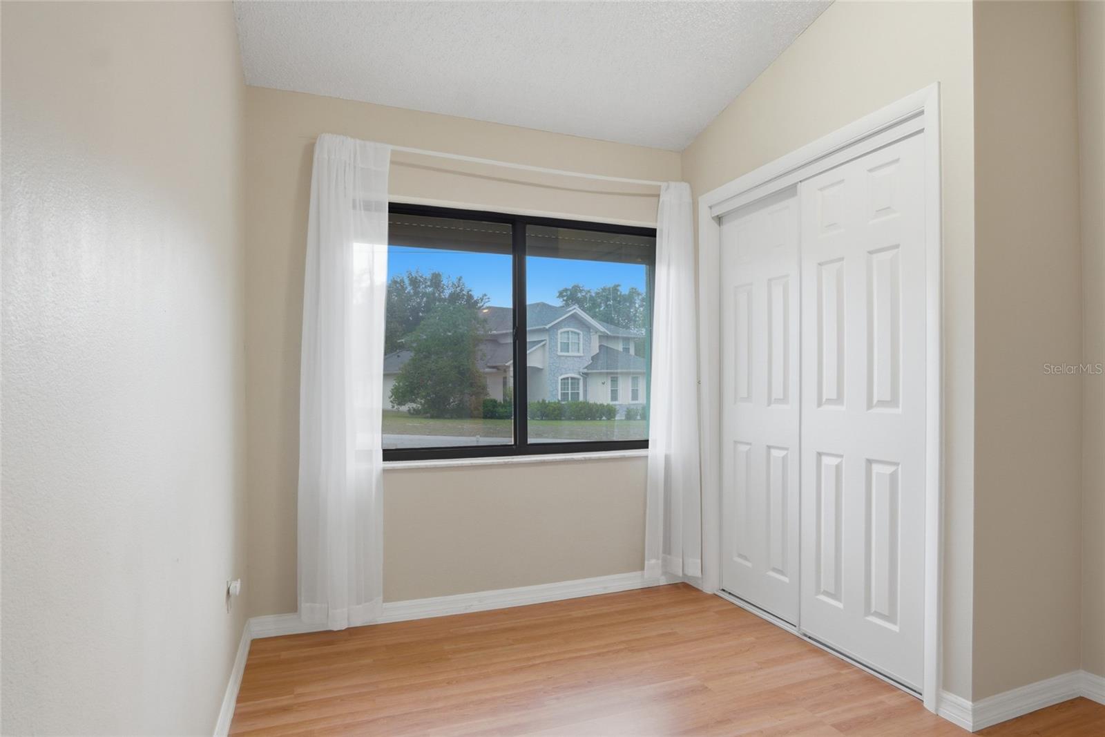 DELTON LAKES UN 04 - Residential