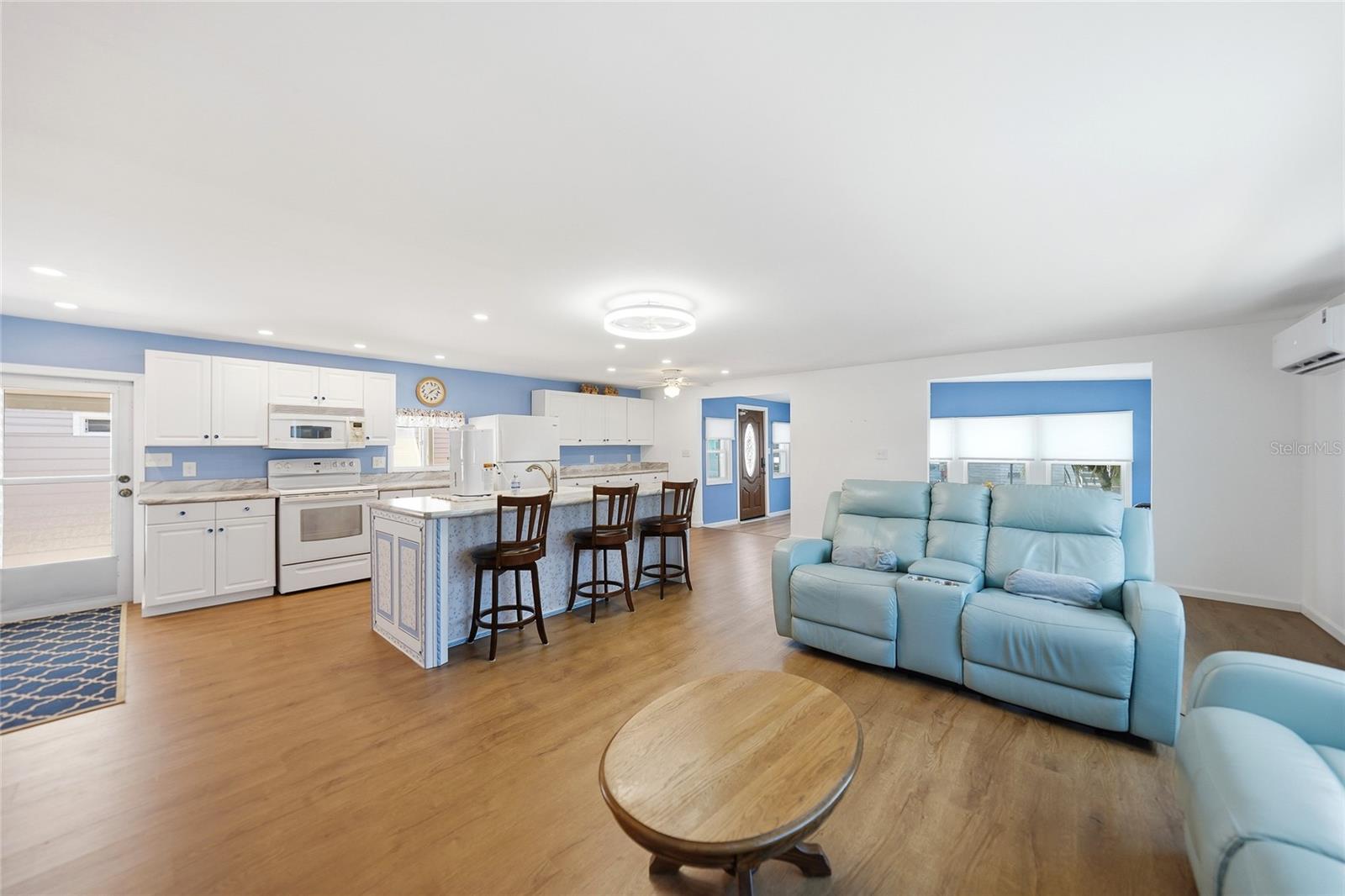 EAGLE POINT MHP - Residential