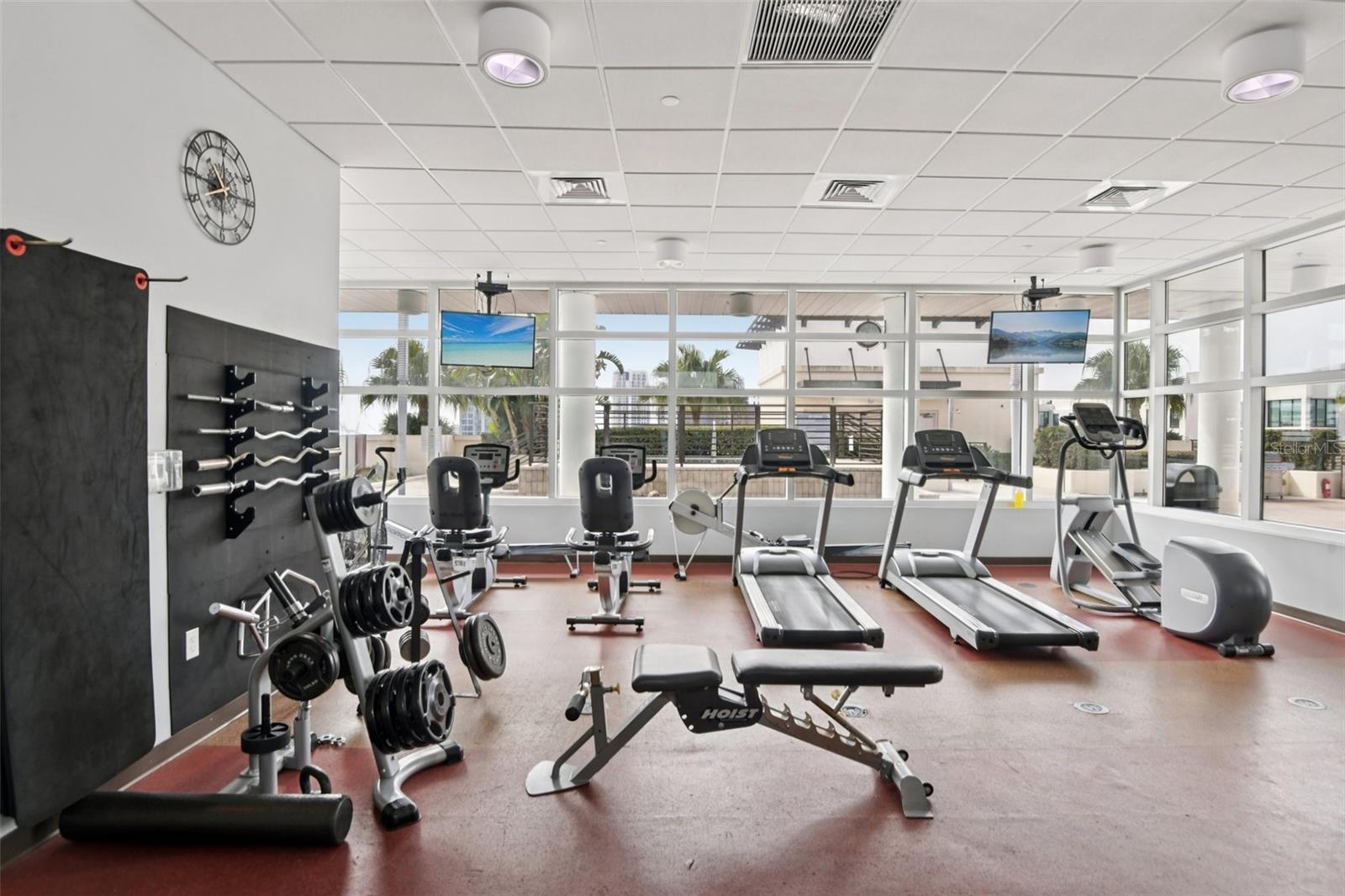 GRAND CENTRAL AT KENNEDY RESID - Residential