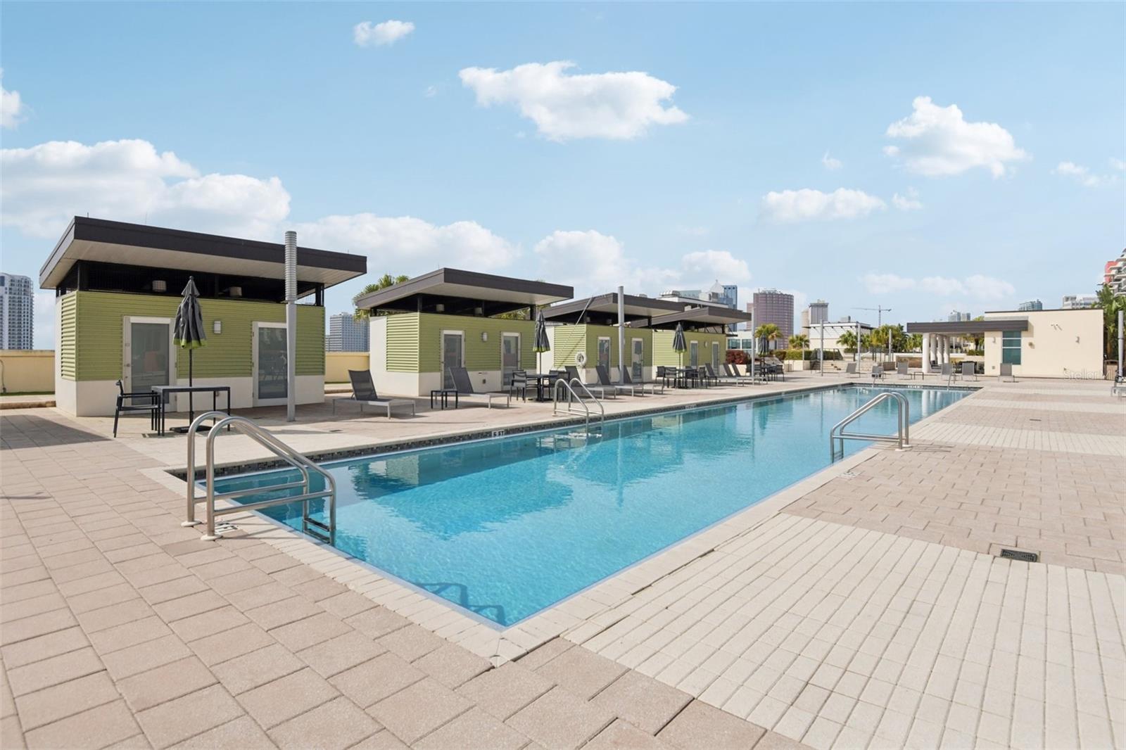 GRAND CENTRAL AT KENNEDY RESID - Residential