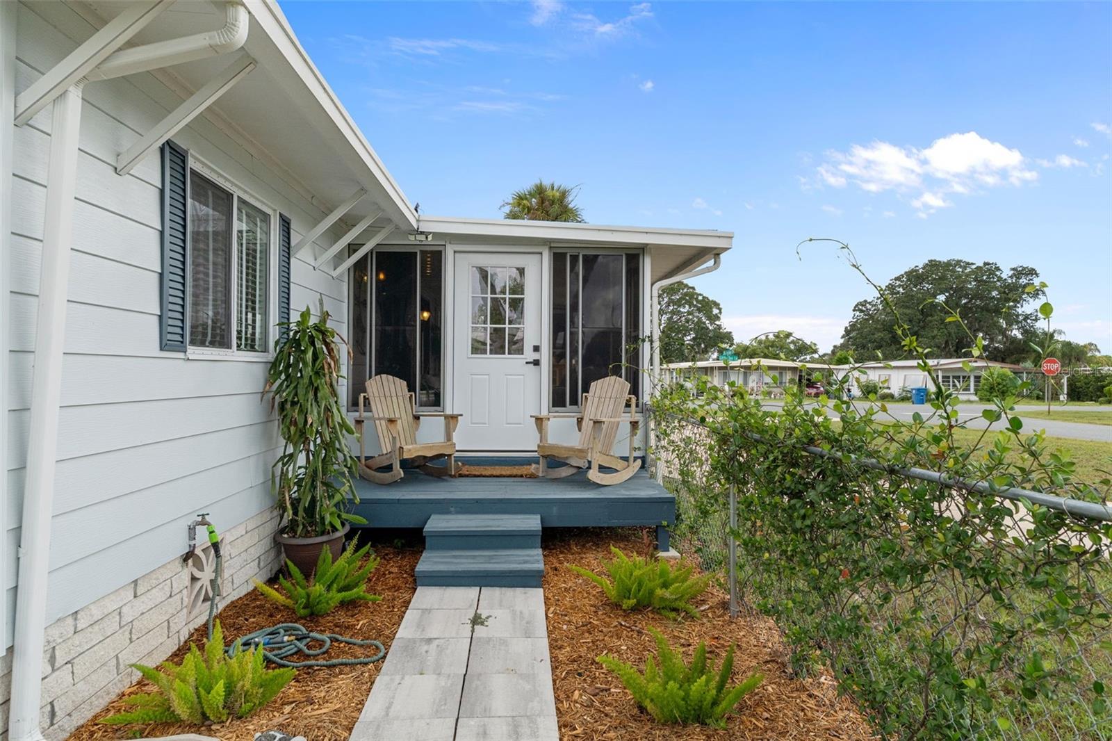 8090 LITTLE TEE LANE