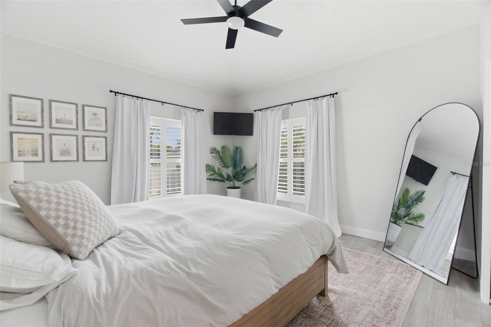 SUNSET HILLS - Residential