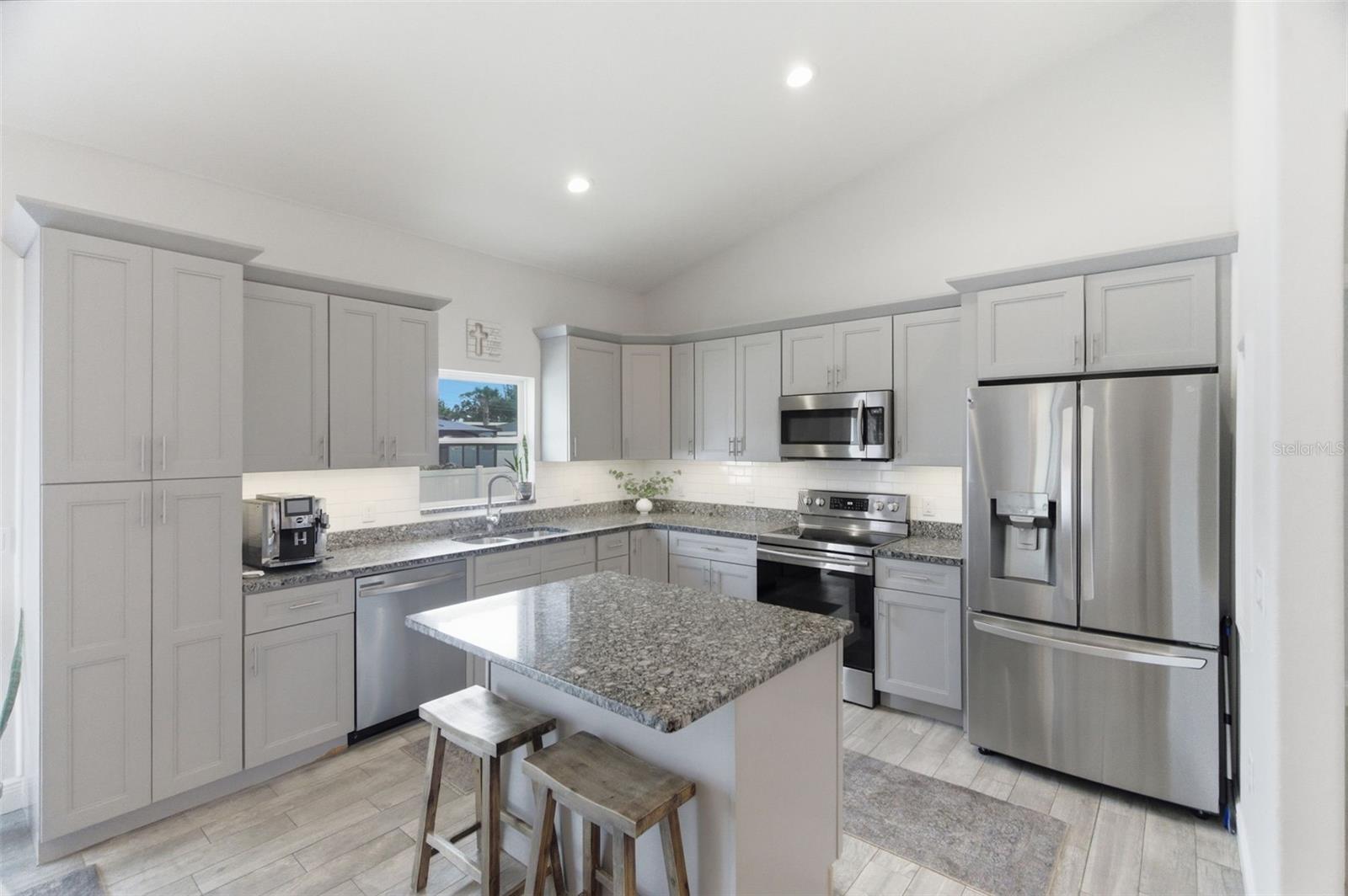 SUNSET HILLS - Residential