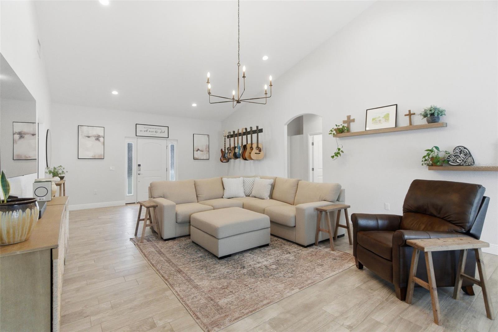 SUNSET HILLS - Residential