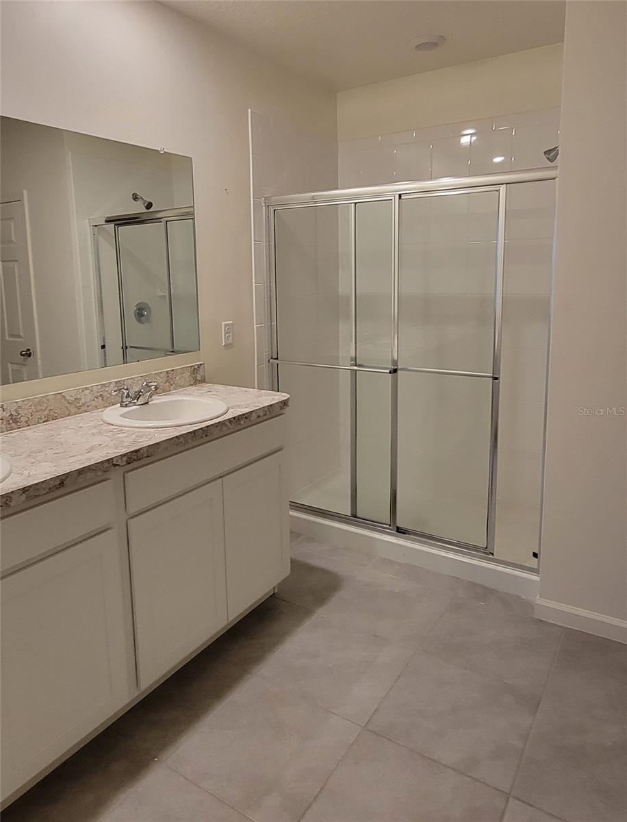 PRESERVES/STONEBRIAR-PH 2 - Residential Lease