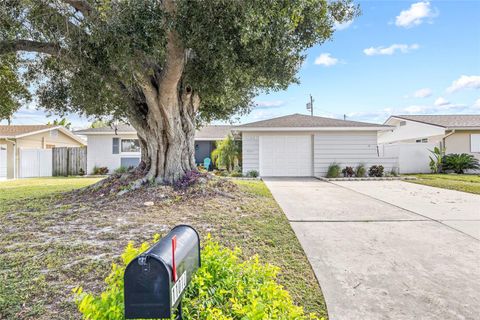 Photo of 11010 91st Terrace, Seminole, FL 33772 (MLS # TB8436407)