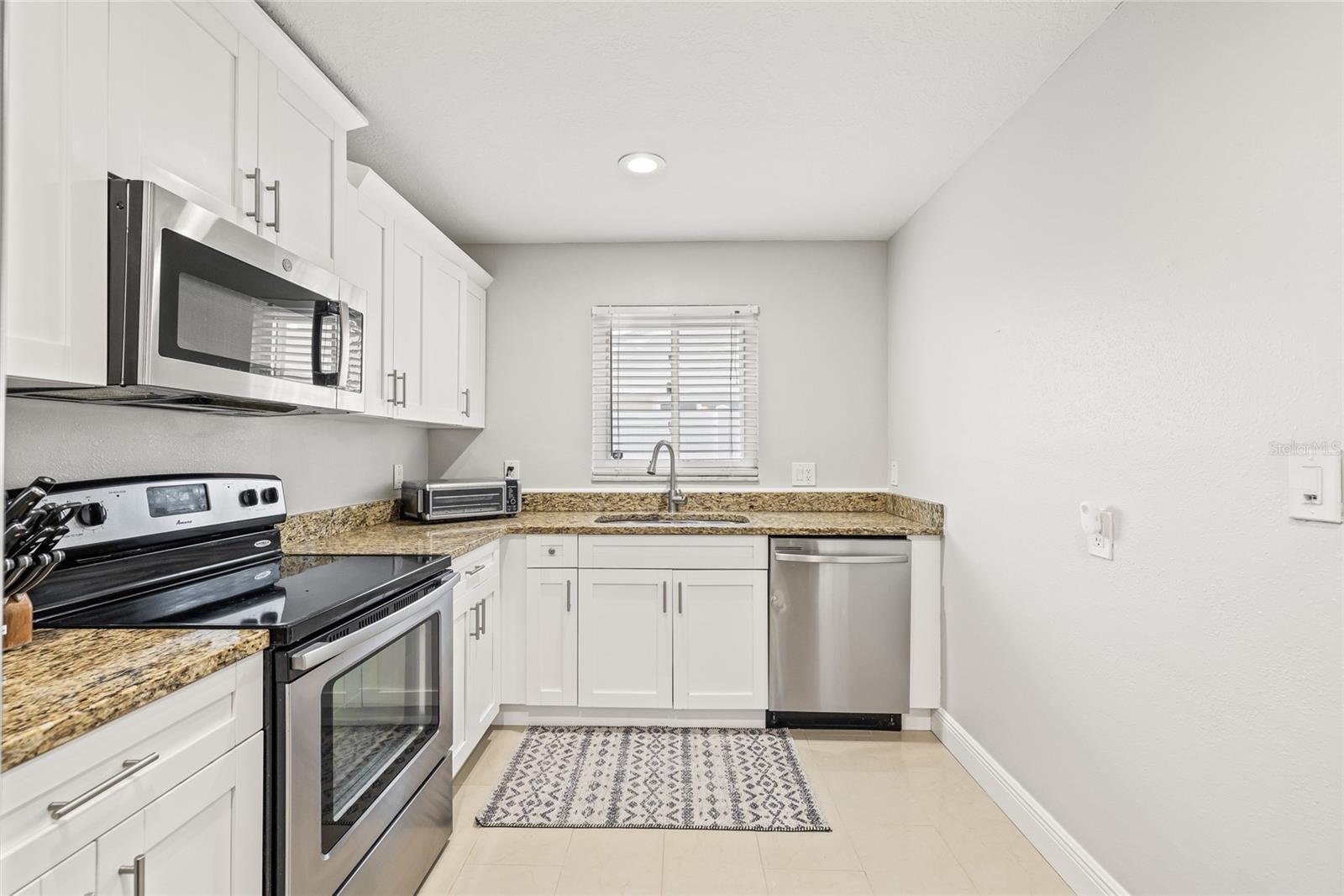 BAY RIDGE ESTATES 4TH ADD - Residential