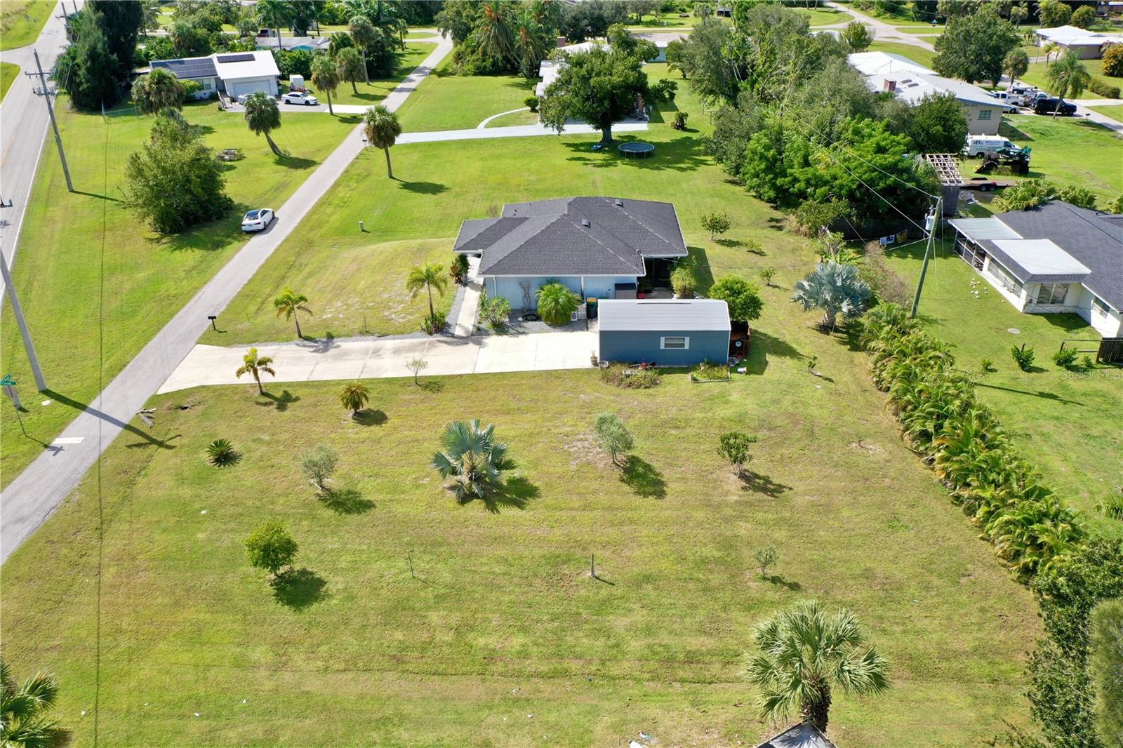 BAY SHORES - Residential