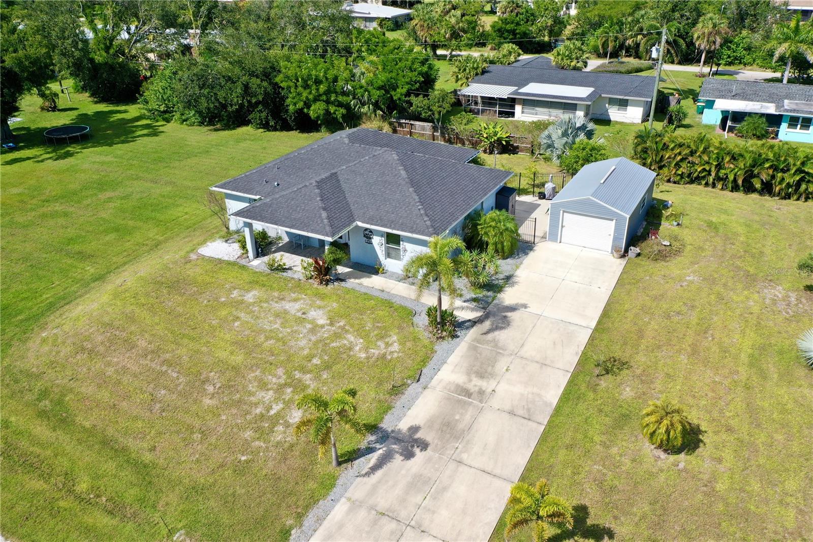 BAY SHORES - Residential