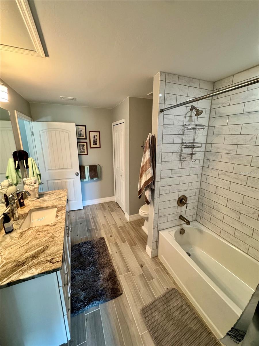 BAY SHORES - Residential