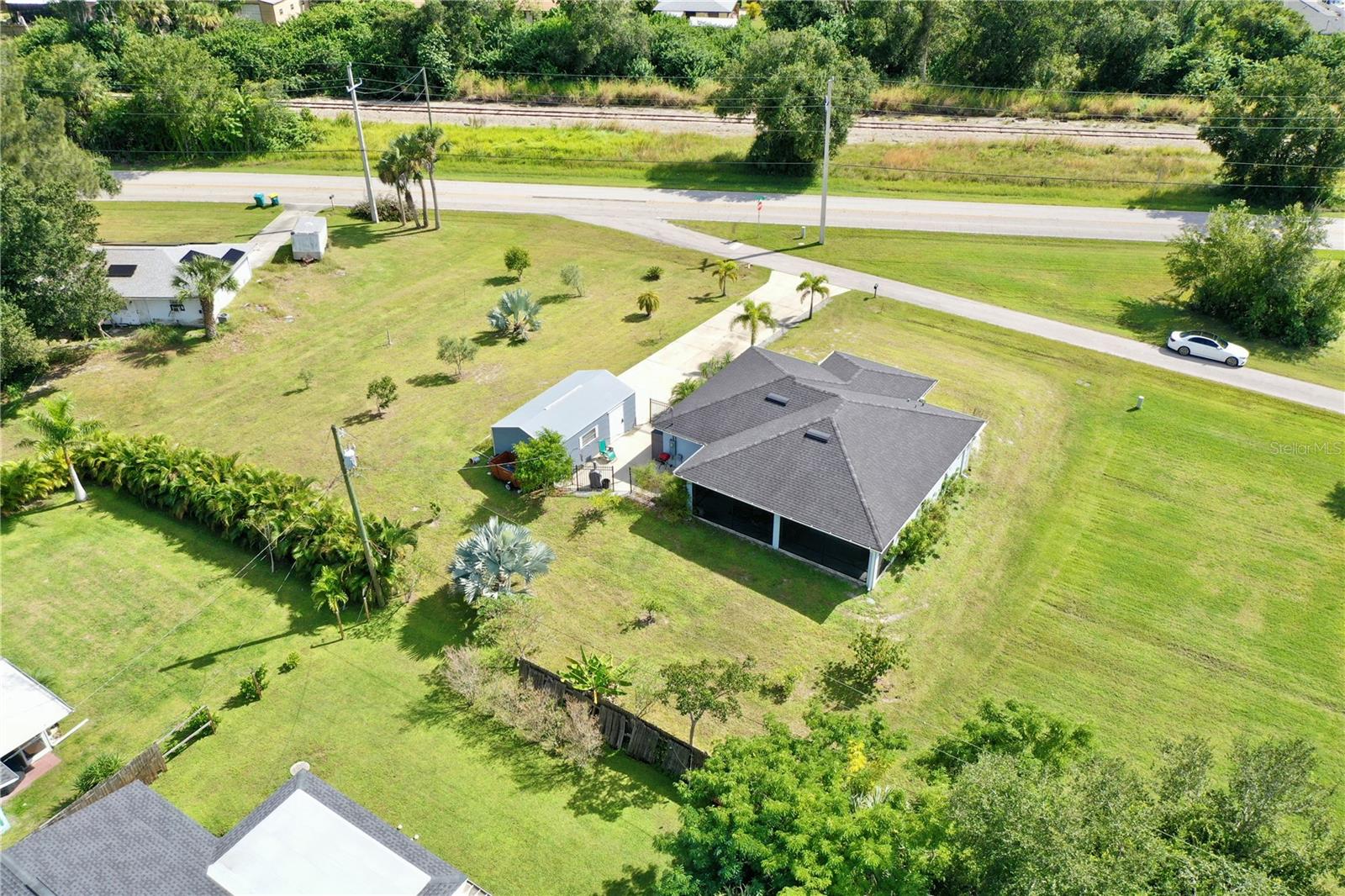 BAY SHORES - Residential