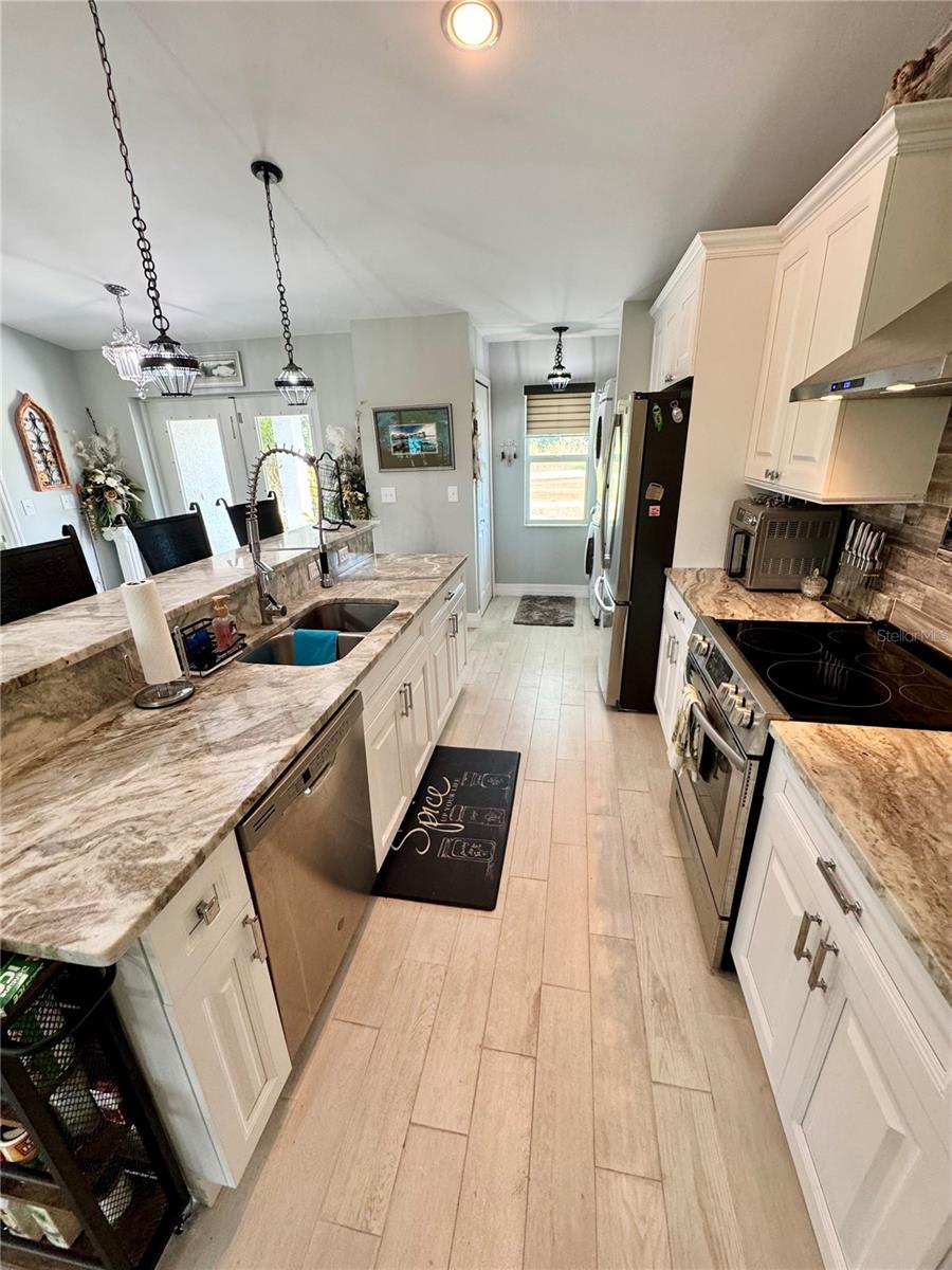 BAY SHORES - Residential