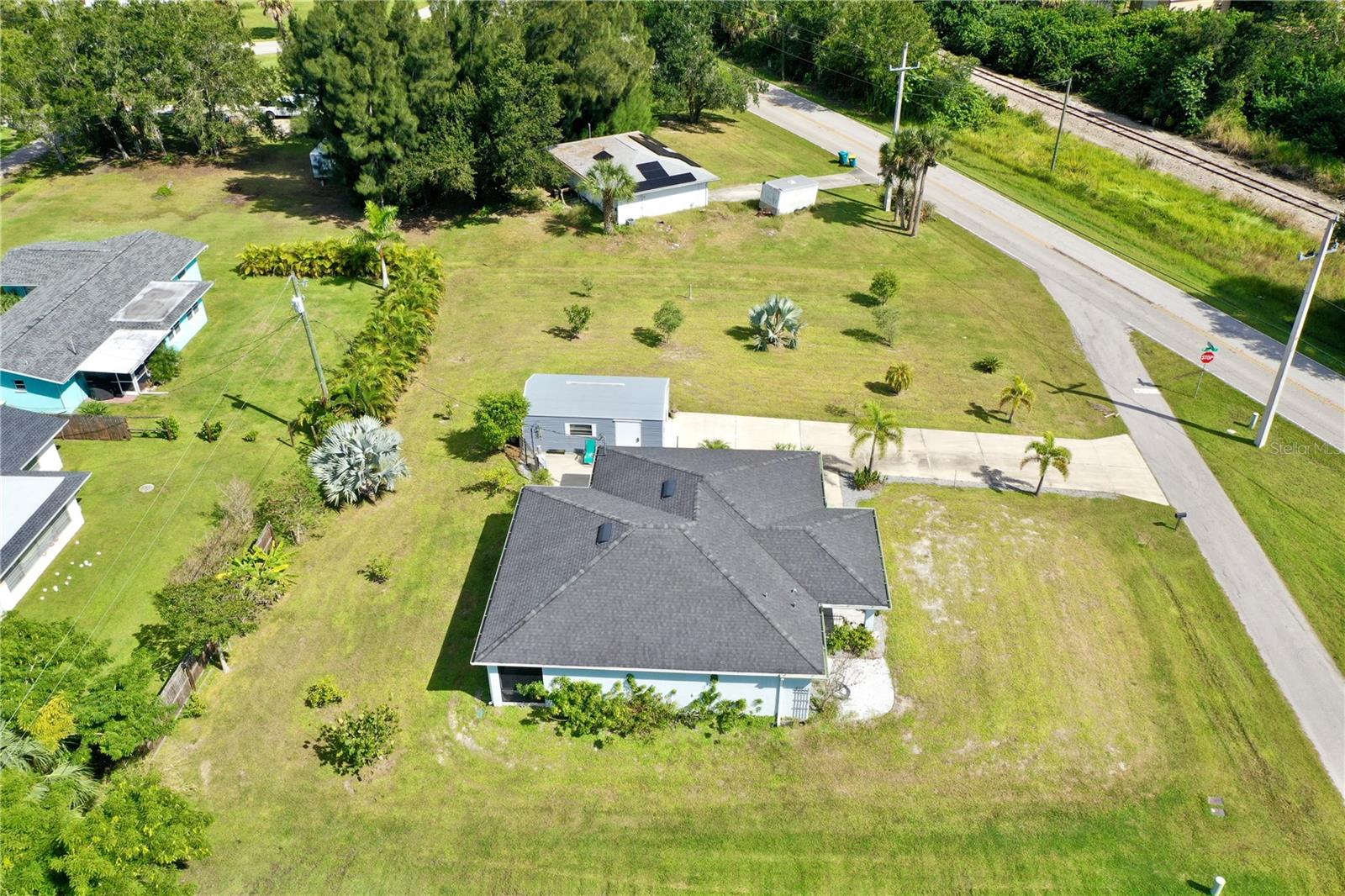 BAY SHORES - Residential