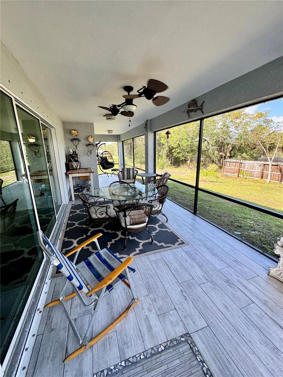 BAY SHORES - Residential
