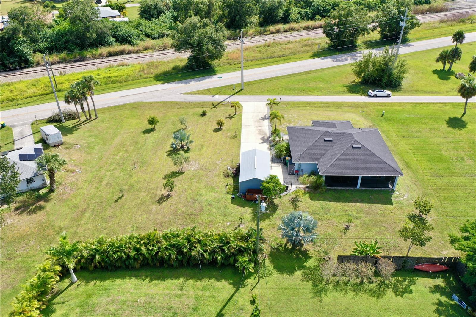 BAY SHORES - Residential