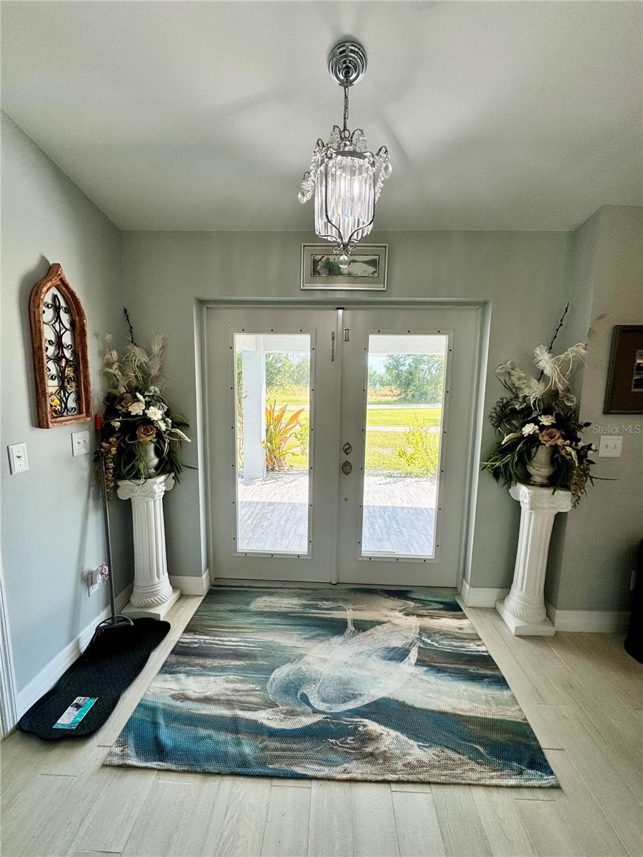BAY SHORES - Residential