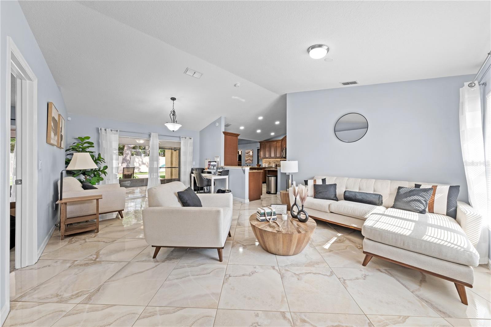 580 OAK BRANCH CIRCLE