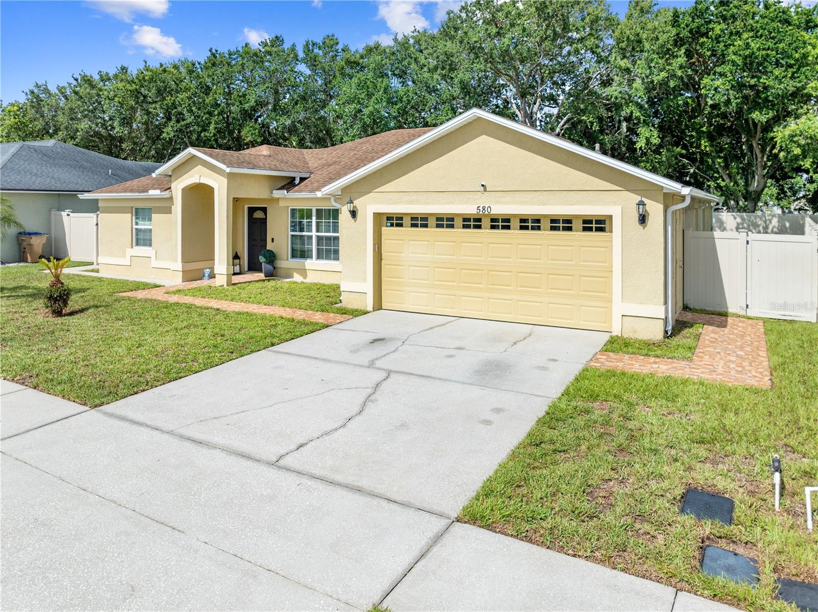 580 OAK BRANCH CIRCLE
