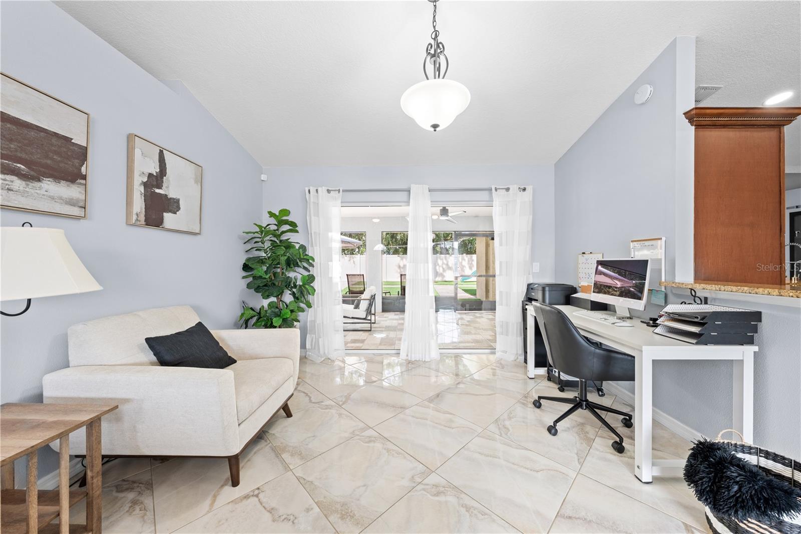 580 OAK BRANCH CIRCLE