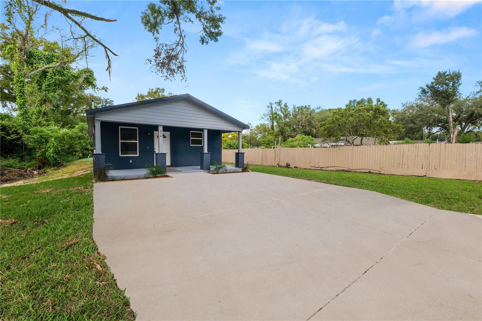 ROANOKE HILLS SUB - Residential