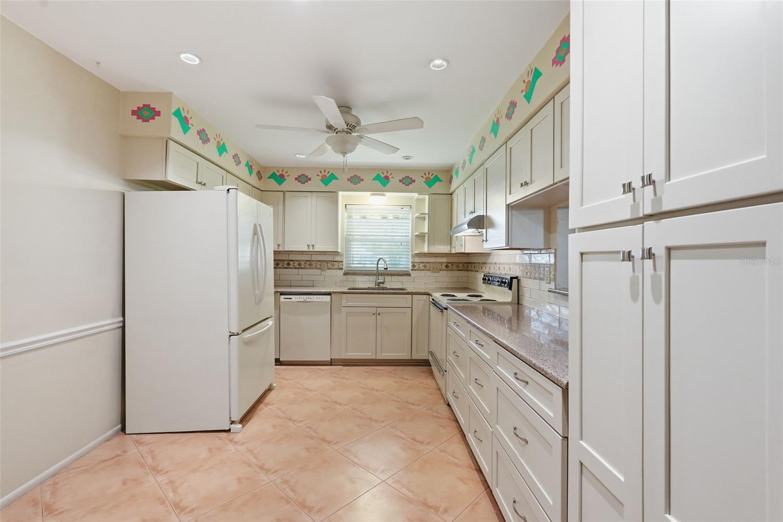 HIGHLAND LAKES - Residential
