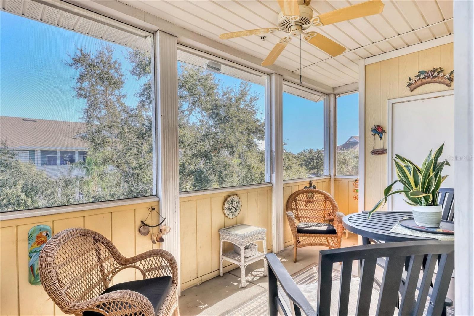 THE PALMS OF CORTEZ - Residential