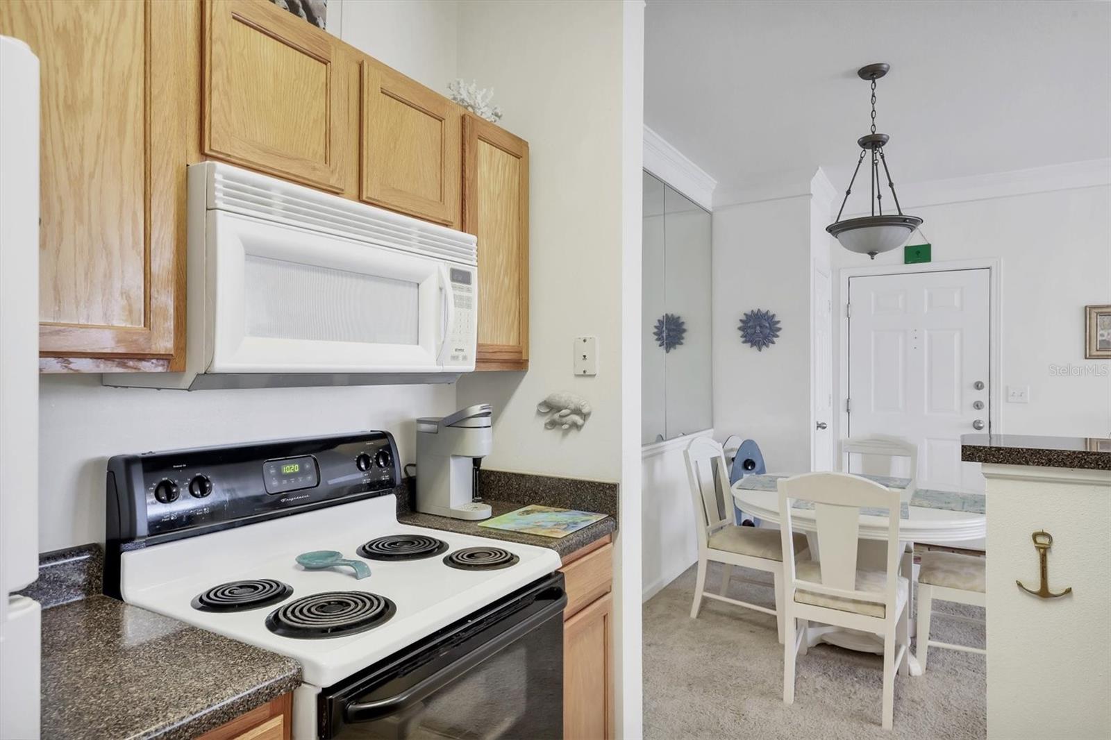 THE PALMS OF CORTEZ - Residential