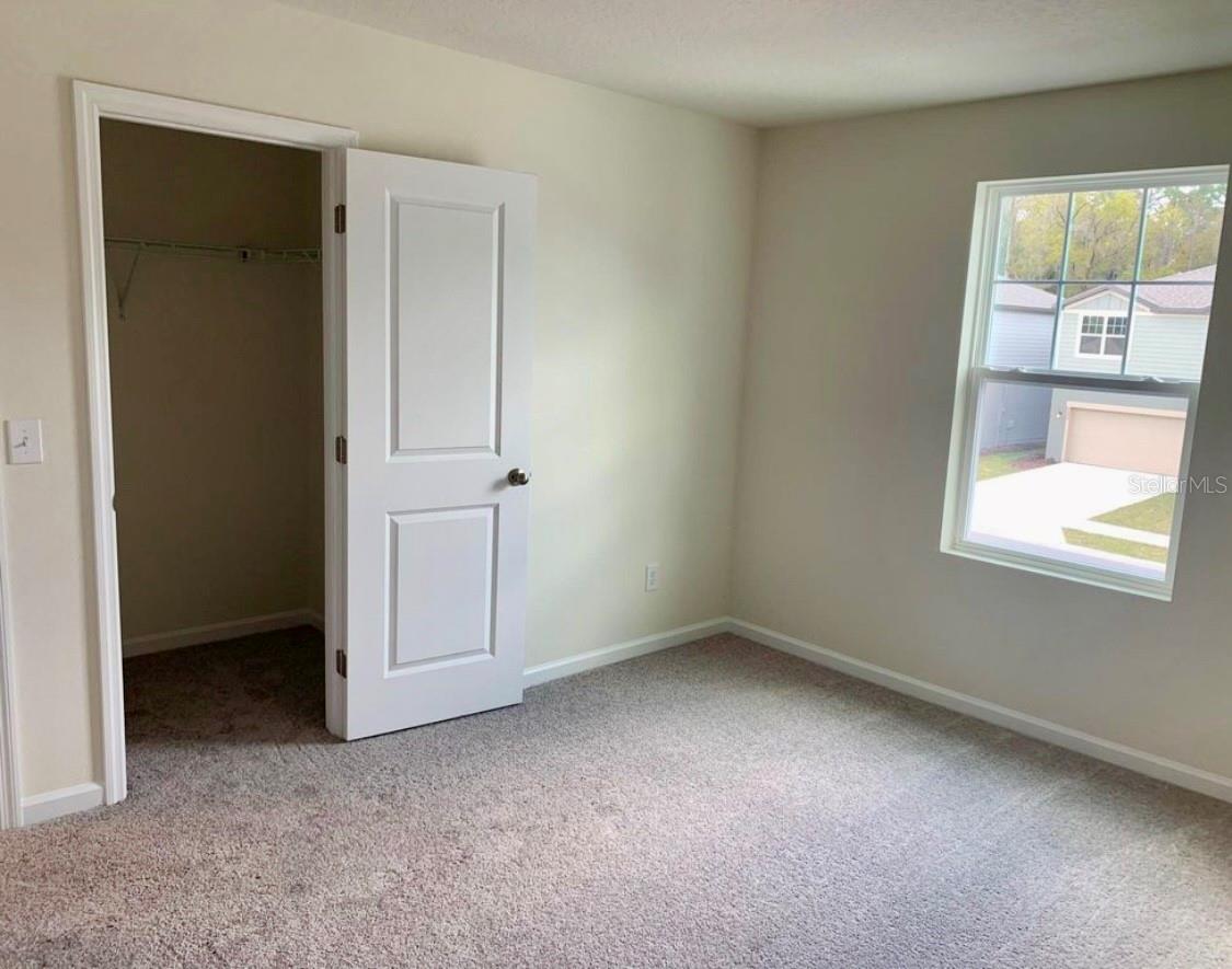 LINCOLN OAKS - Residential Lease