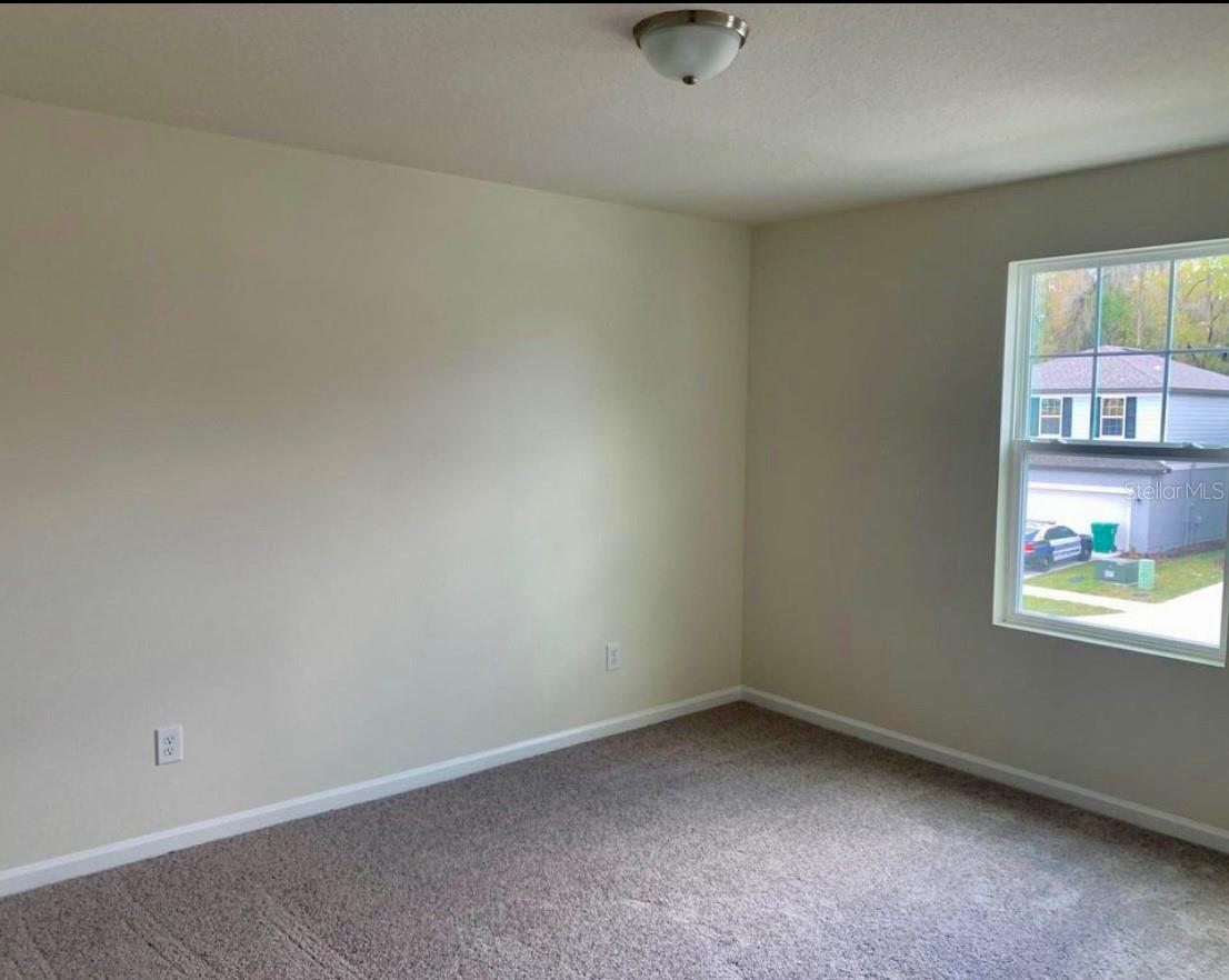 LINCOLN OAKS - Residential Lease