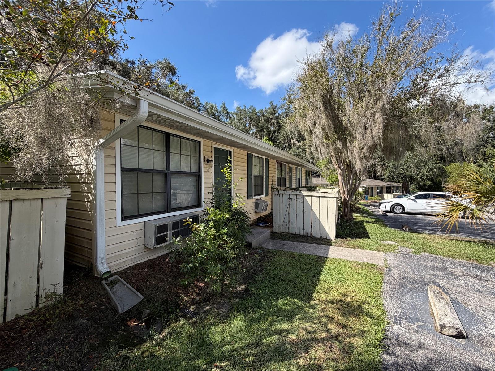 2490 SW 14TH DRIVE 11