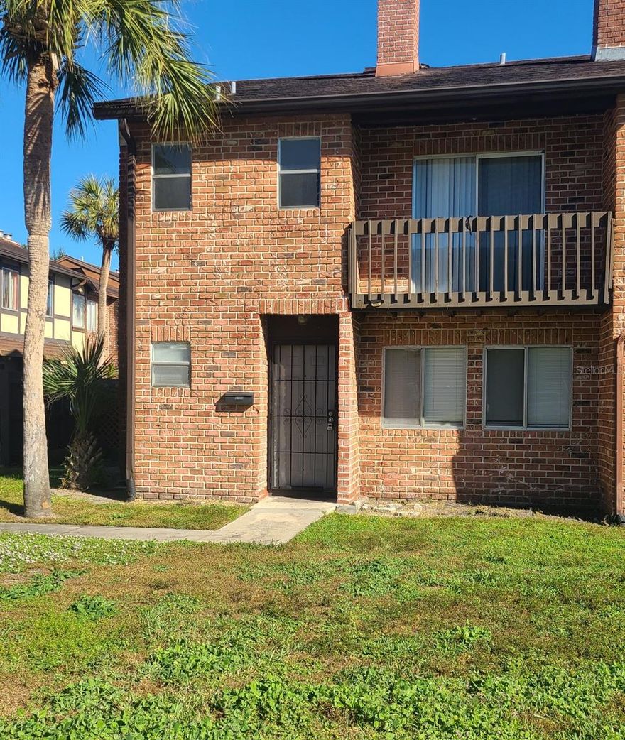 *INVESTORS** INCOME OPPORTUNITY ** 2 BEDROOM ** 1.5 BATHS ** END UNIT ** GREAT LOCATION ** CLOSE TO MILLENIA MALL, PLUS NUMEROUS SHOPPING AND RESTAURANTS ** CLOSE TO MAJOR ROADS LIKE I-4 AND THE TURNPIKE ** PUBLIC TRANSPORTATION STOPS IN FRONT OF THE COMMUNITY.