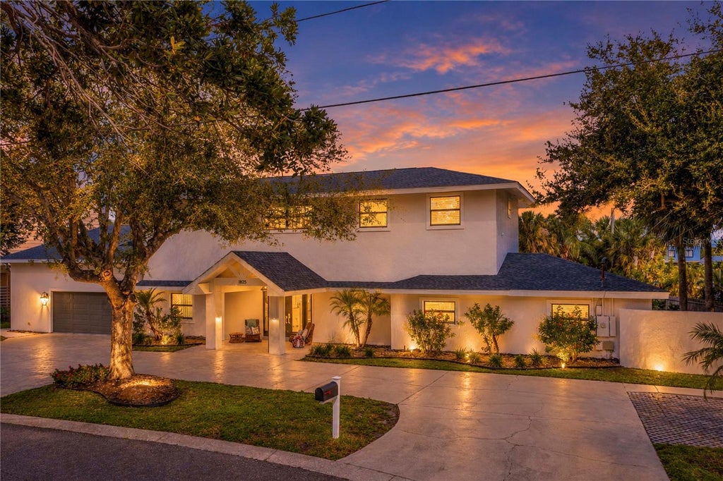 Photo of 1825 Venetian Point Drive, Clearwater, FL 33755 (MLS # TB8562462)