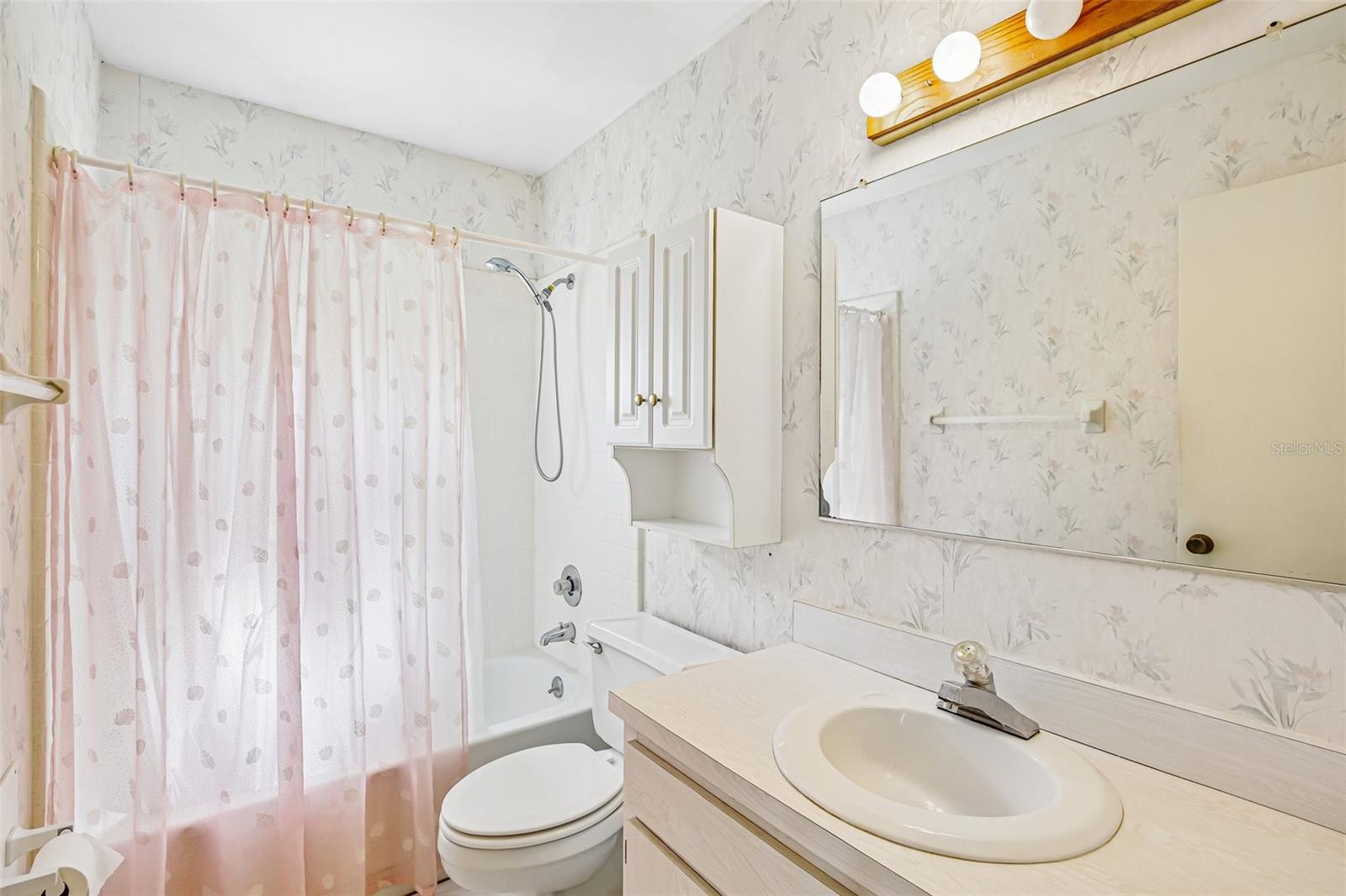 SUN CITY CENTER UNIT 44 A - Residential