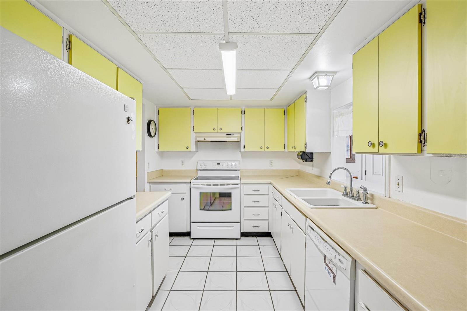 SUN CITY CENTER UNIT 44 A - Residential