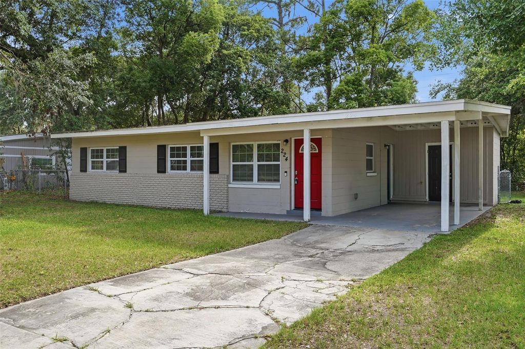 Photo of 224 Murry Drive, Orlando, FL 32811 (MLS # O6405468)