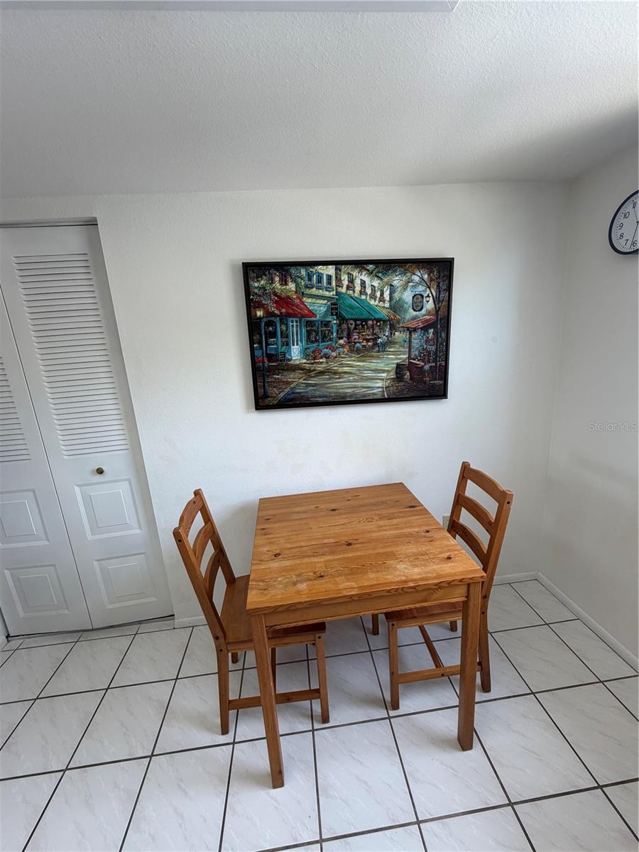 MEADOWS CONDO AT EAST LAKE WOODLANDS - Residential