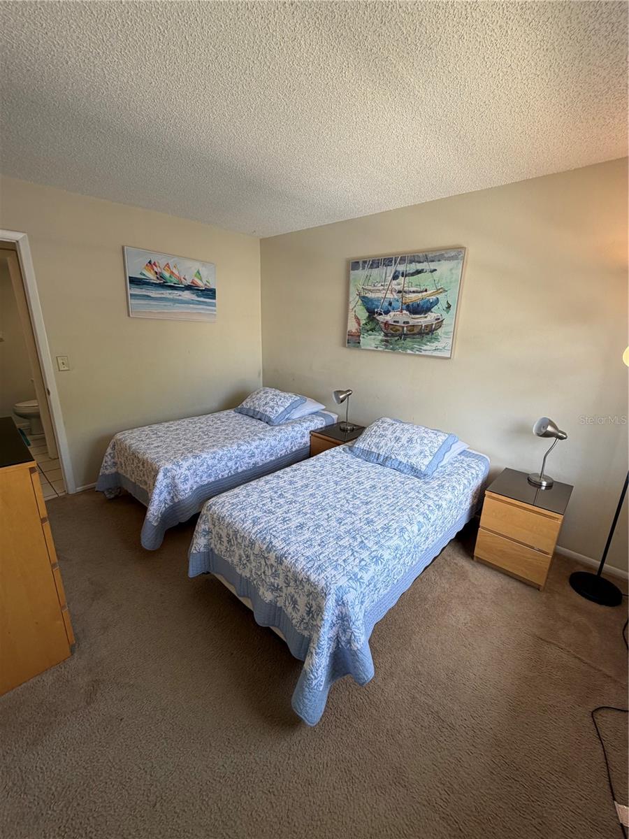 MEADOWS CONDO AT EAST LAKE WOODLANDS - Residential