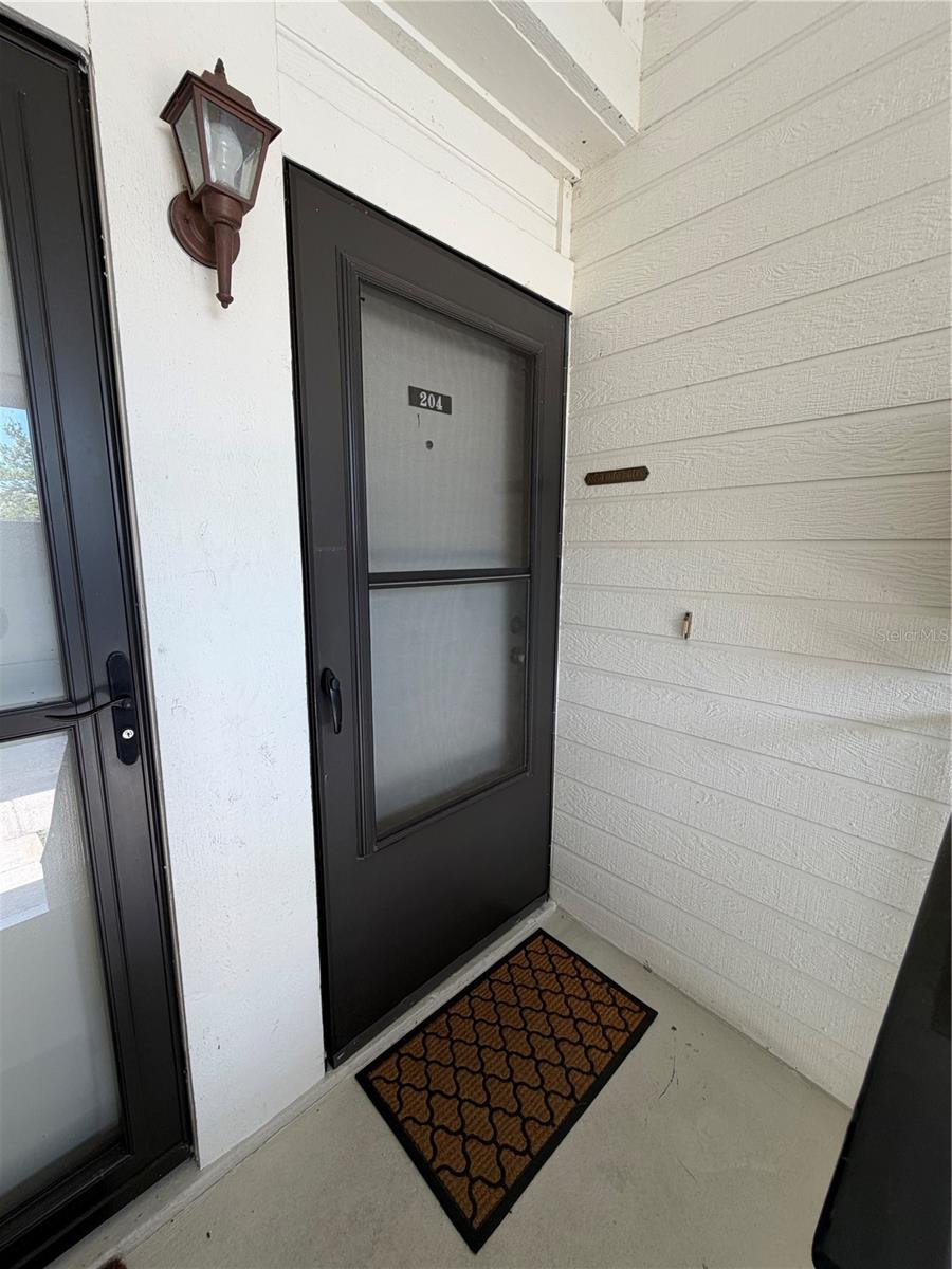 MEADOWS CONDO AT EAST LAKE WOODLANDS - Residential