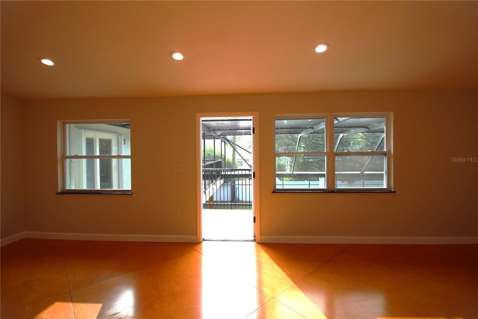 DE SOTO ESTATES - Residential