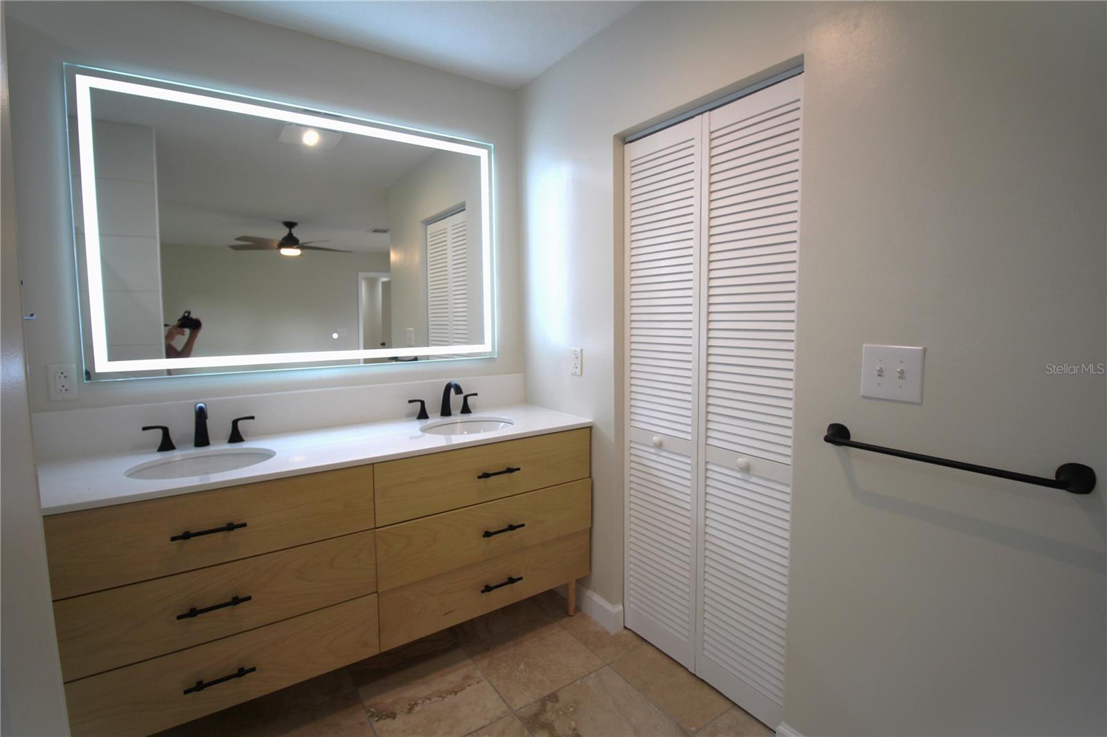 DE SOTO ESTATES - Residential