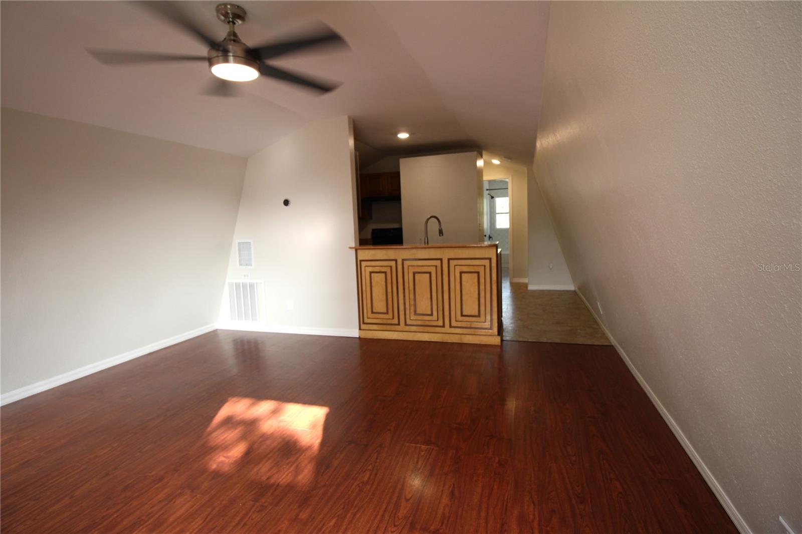 DE SOTO ESTATES - Residential