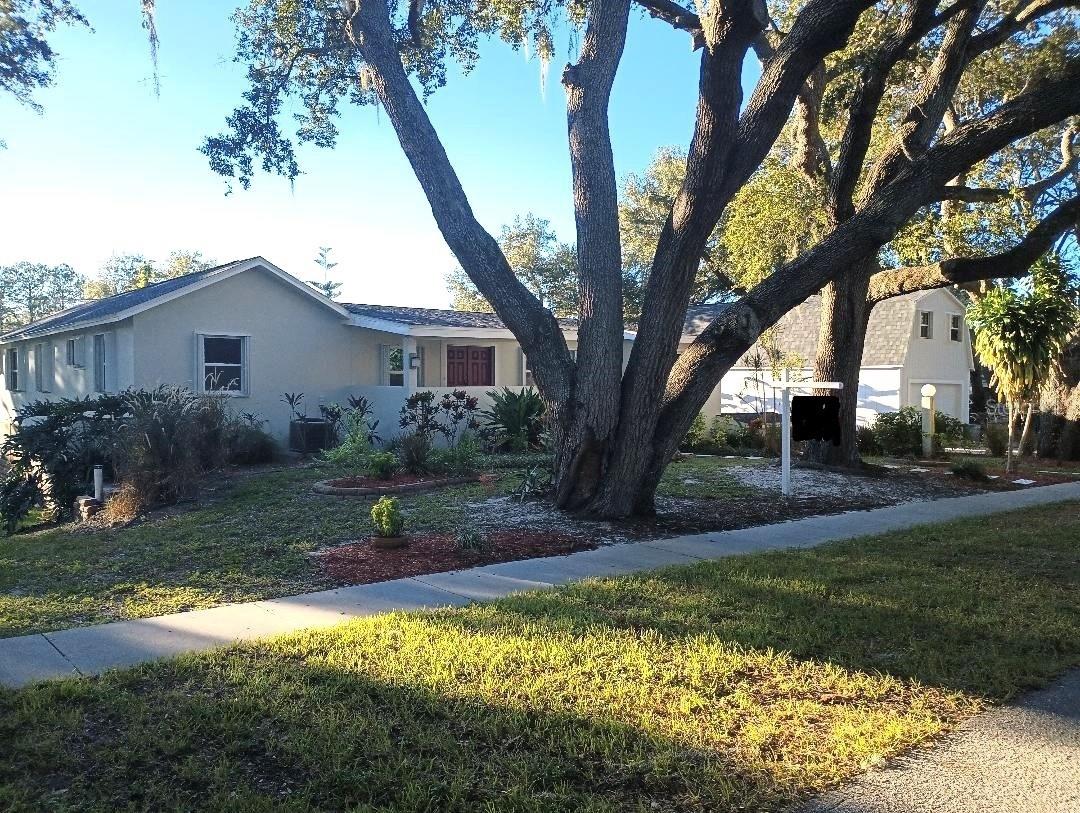 DE SOTO ESTATES - Residential