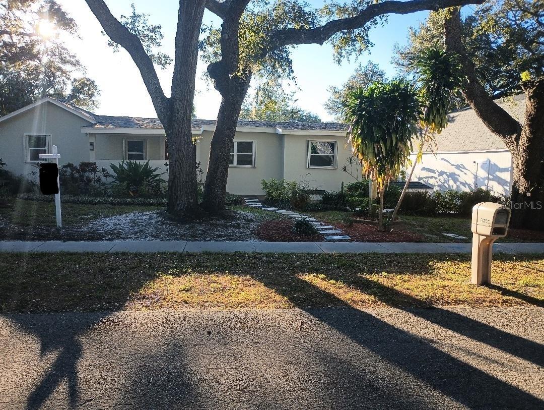 DE SOTO ESTATES - Residential