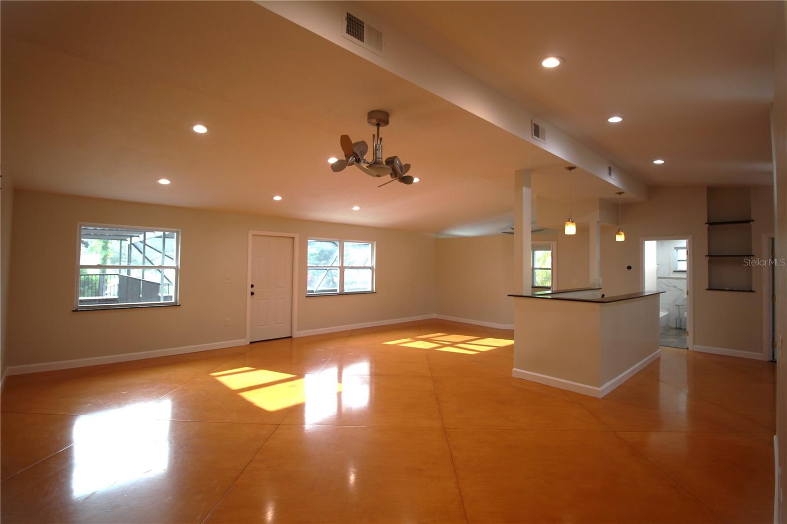 DE SOTO ESTATES - Residential