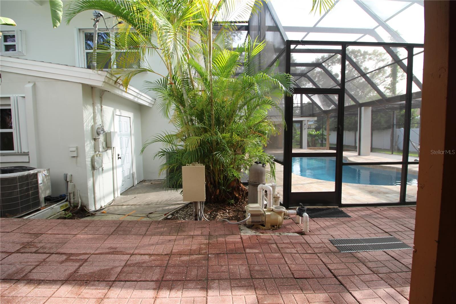 DE SOTO ESTATES - Residential