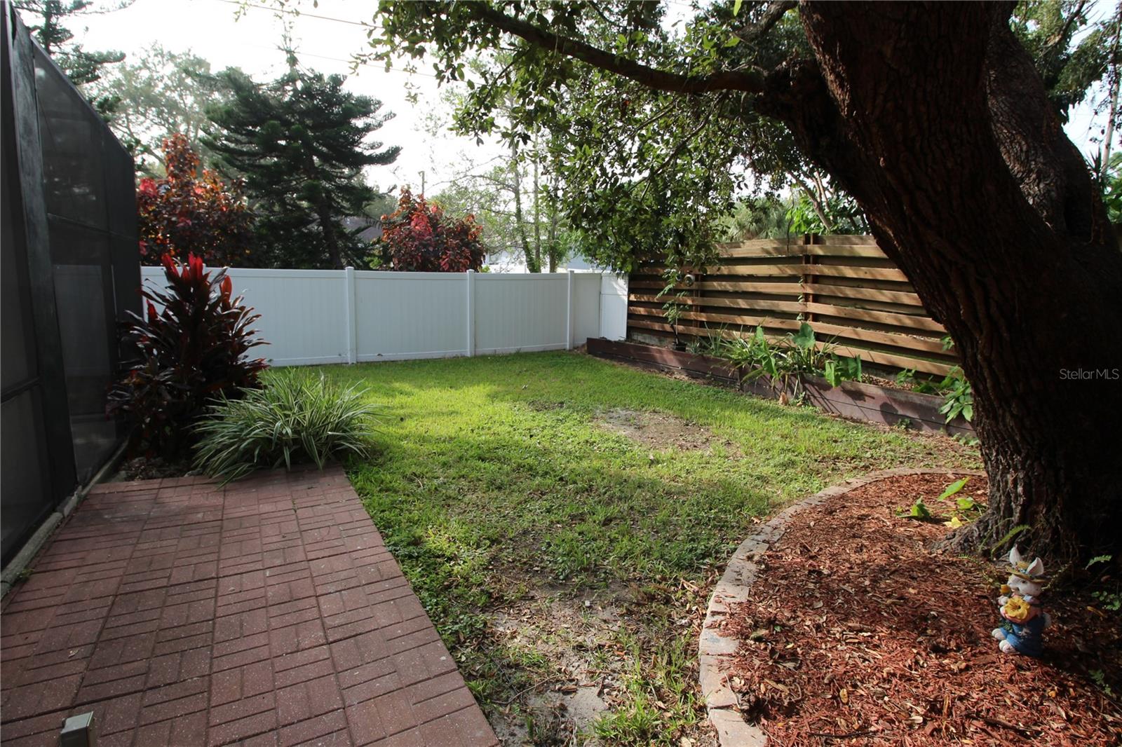 DE SOTO ESTATES - Residential