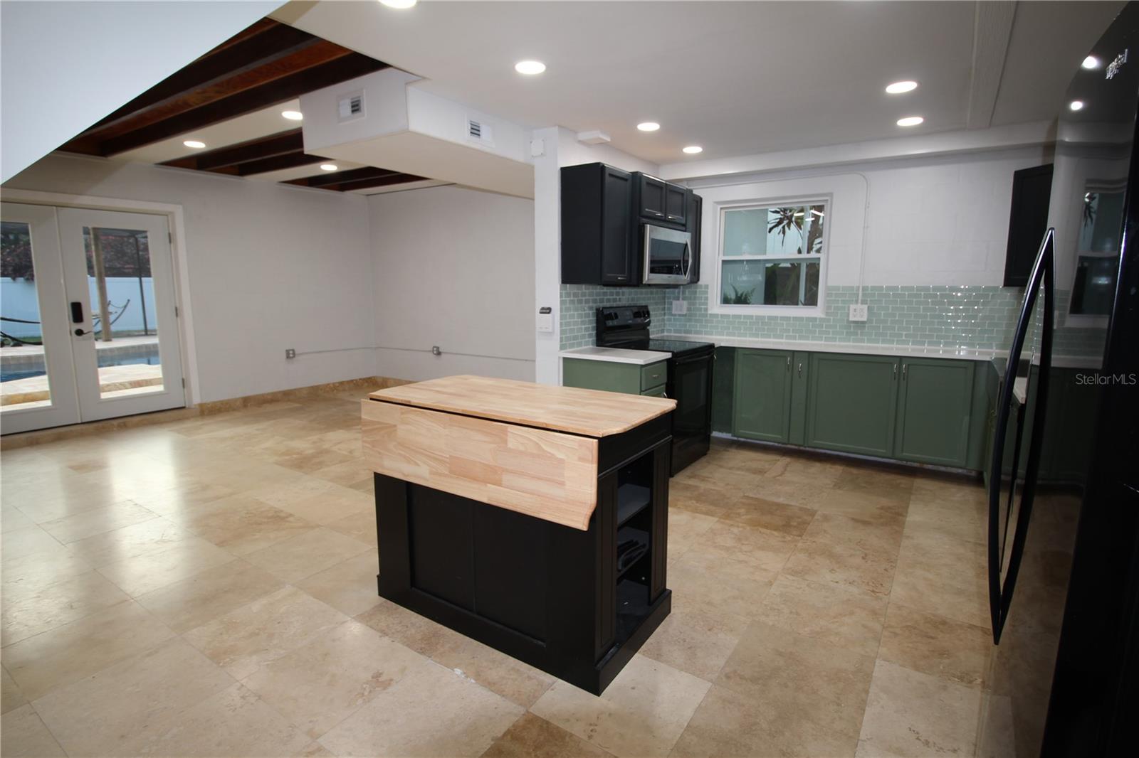 DE SOTO ESTATES - Residential